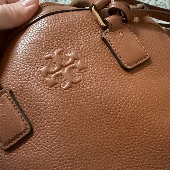 Tory Burch Leather Thea Bag - Picture 15 of 16